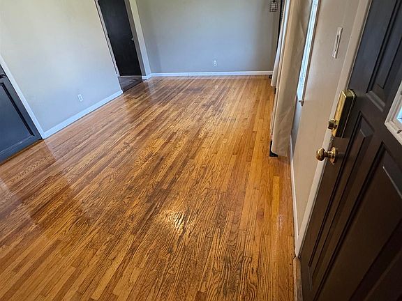 5th image of 818 16th St