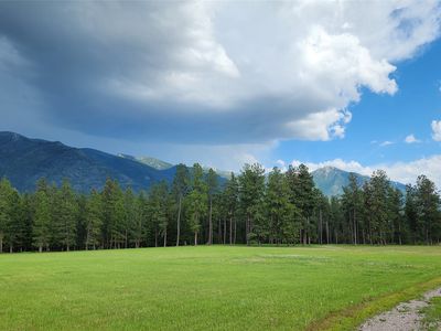 3341 Middle Rd, Columbia Falls, MT, 59912