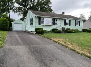 117 Lyons Rd, Bristol, CT 06010