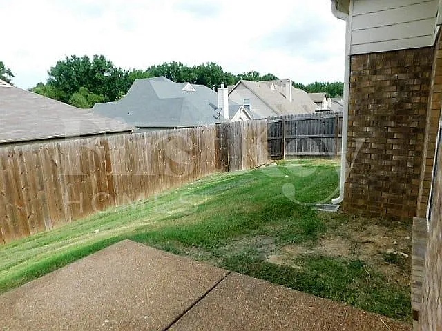 4655 Tulip Creek Dr — Photo 16