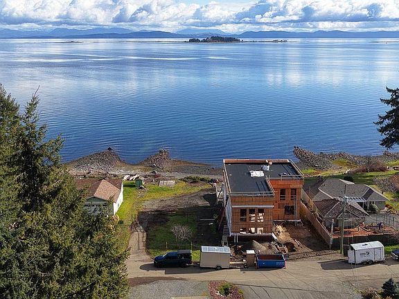 2nd image of 5000 Spence Rd