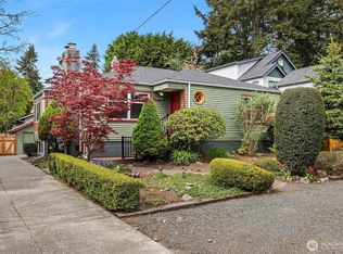 13715 Palatine Avenue N, Seattle, WA 98133