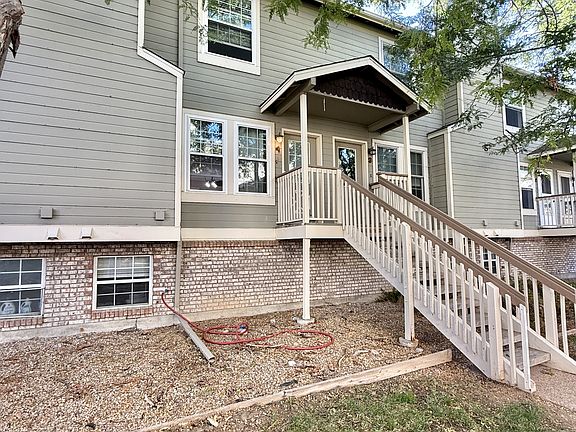 2nd image of 3200 Azalea Dr
