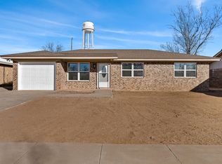 726 11th St, Wolfforth, TX 79382
