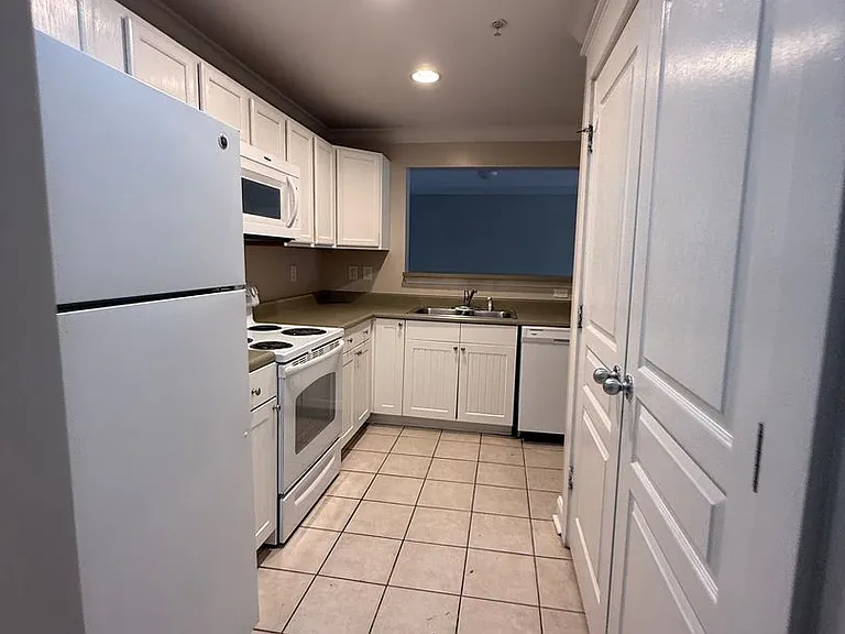 3704 Spruce Ridge Way #2024 — Photo 13