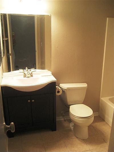 2nd image of 2405 Edwards St