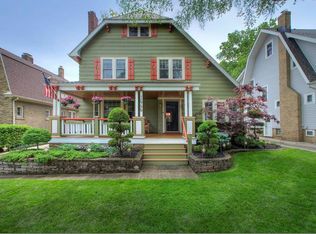 1565 Saint Charles Ave, Lakewood, OH 44107