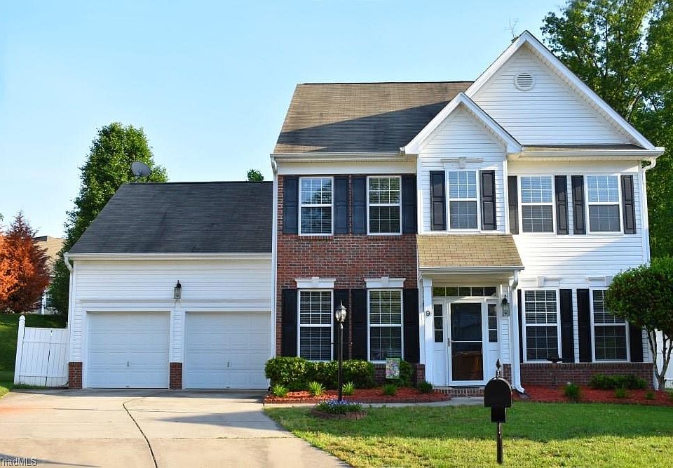 1st image of 9 Boxelder Ct