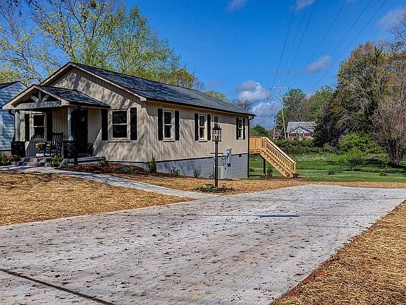 5th image of 1124 Maiden Ln