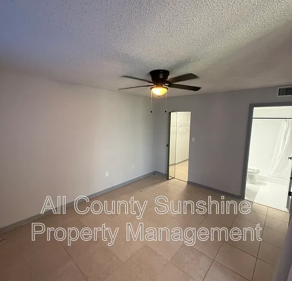 2424 W Tampa Bay Blvd #L408 — Photo 6