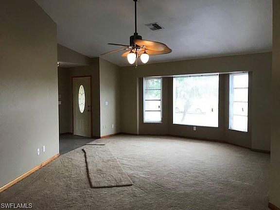 4th image of 224 SW 26th Ter