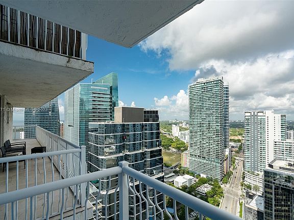 2nd image of 1200 Brickell Bay Dr APT 4024