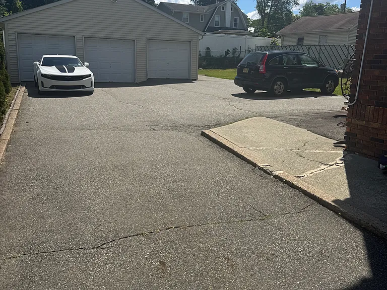 718 Holy Cross Way #1 — Photo 2