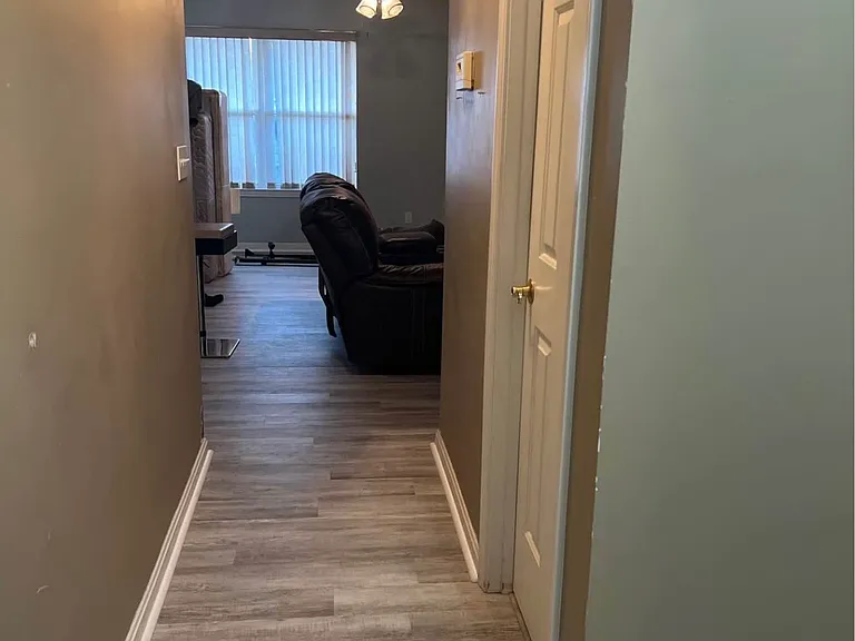 3722 Kendall Ct — Photo 6