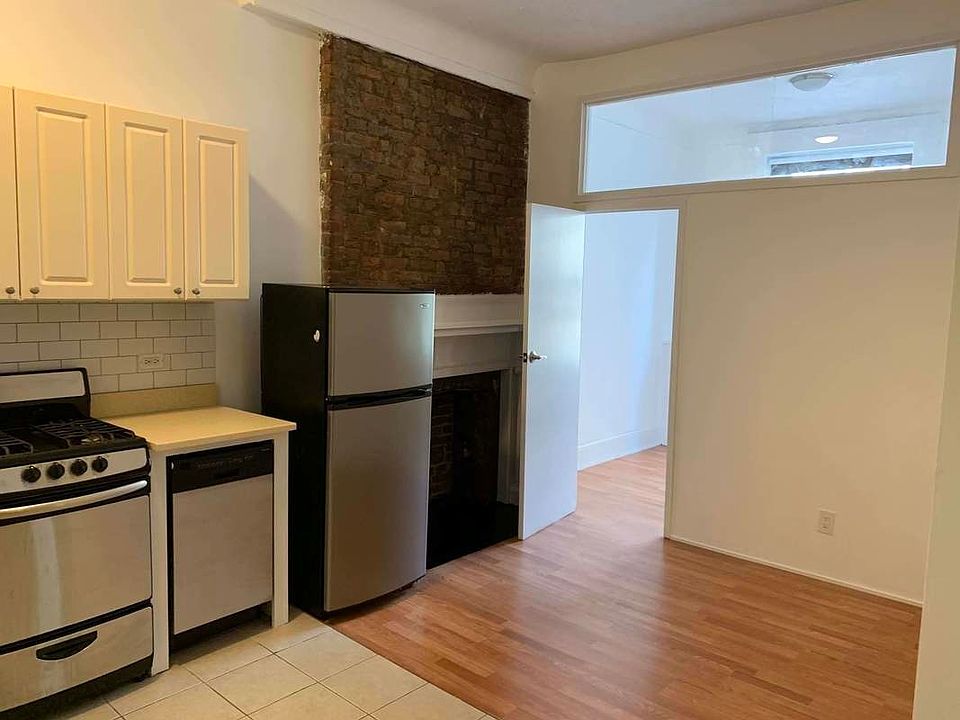 1st image of 60 E 34th St #3