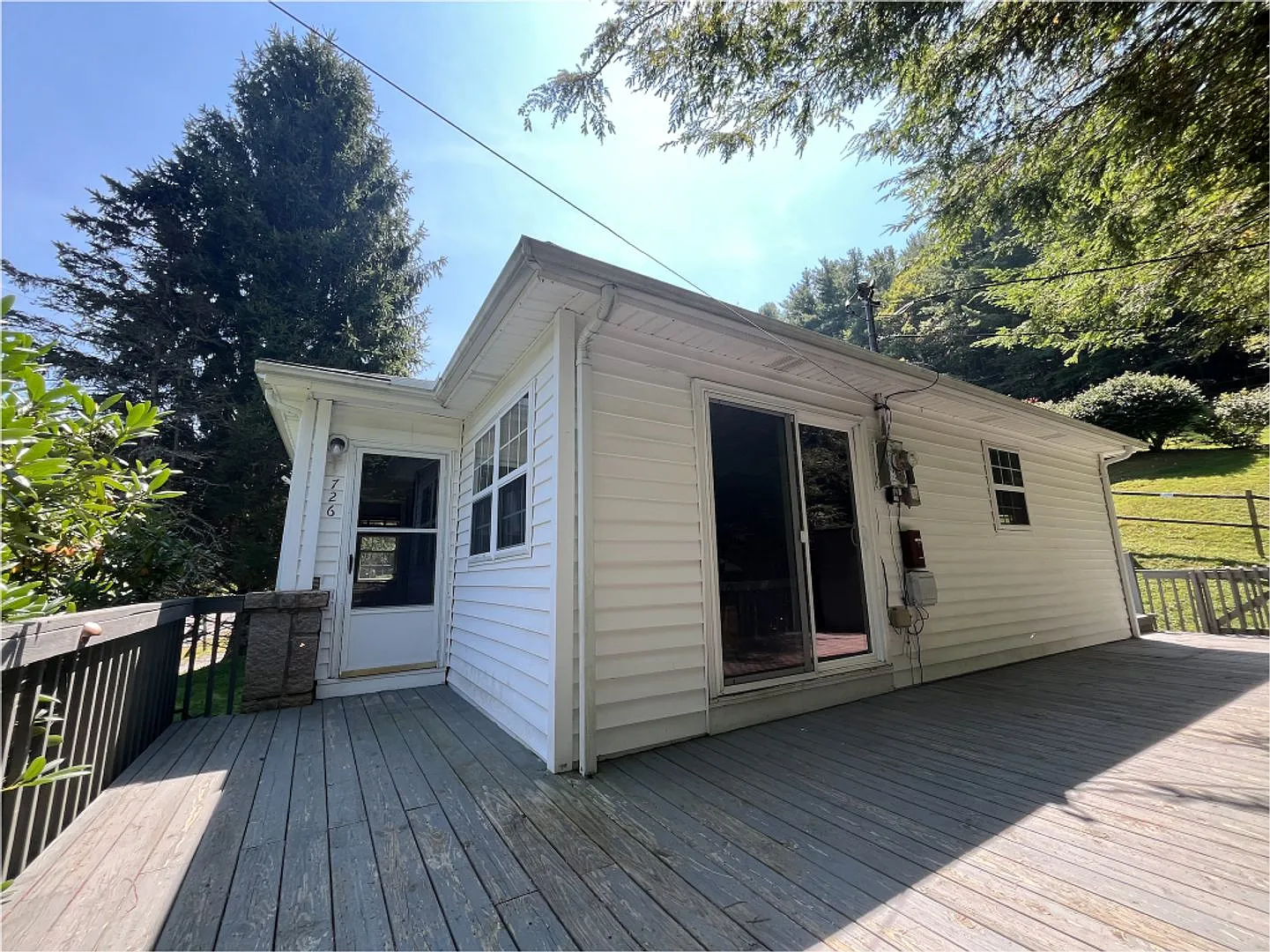 726 Middle Fork Road — Photo 3
