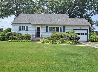 298 Lafayette Rd, West Babylon, NY 11704