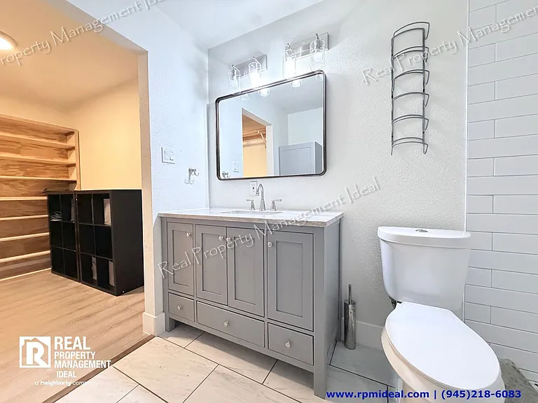 706 Jamestown Dr — Photo 24