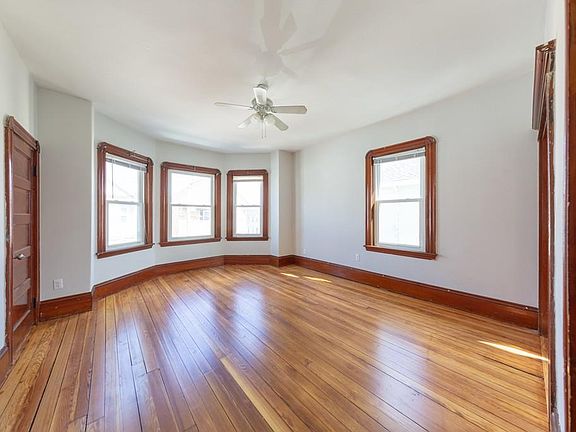 3rd image of 188 Hathaway St