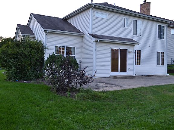 2nd image of 1695 Whispering Oaks Dr
