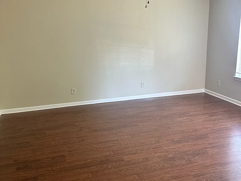 1107 Riviera Dr #B — Photo 3