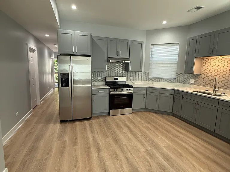 5721 S Peoria St #1 — Photo 1