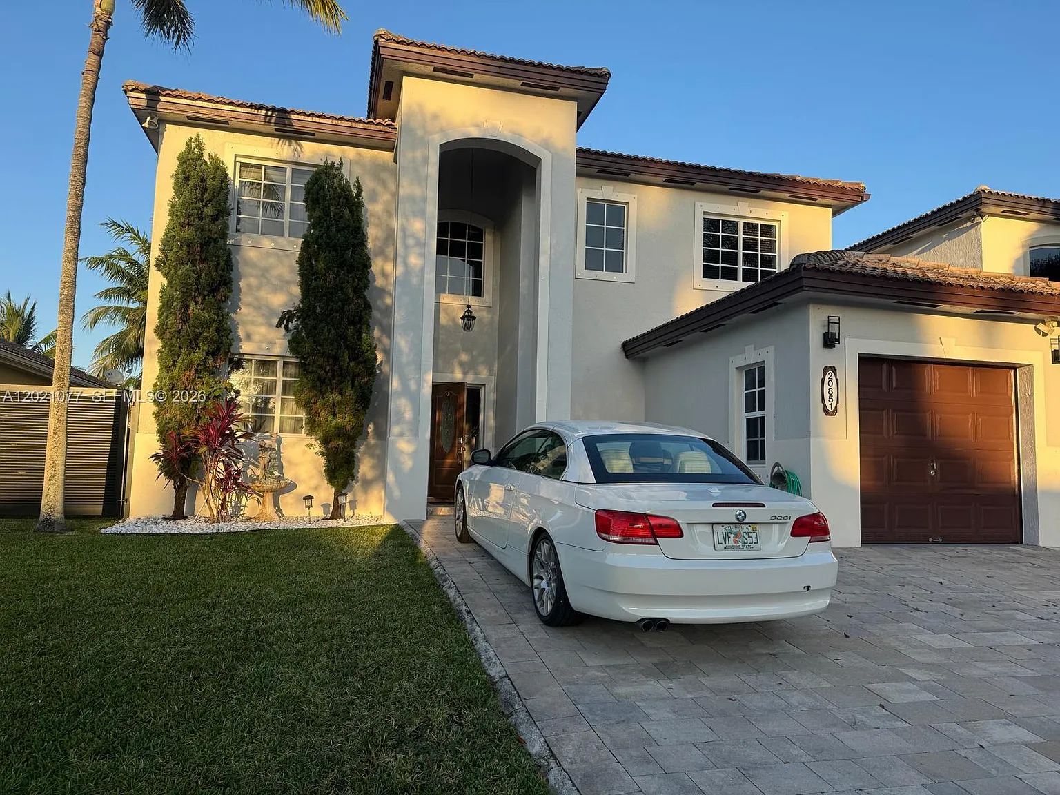 3 bed, 1774 sqft, $4,800 — Photo 2