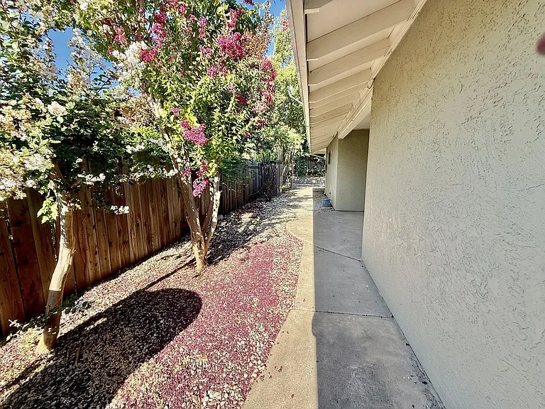 890 Athan Ave — Photo 13