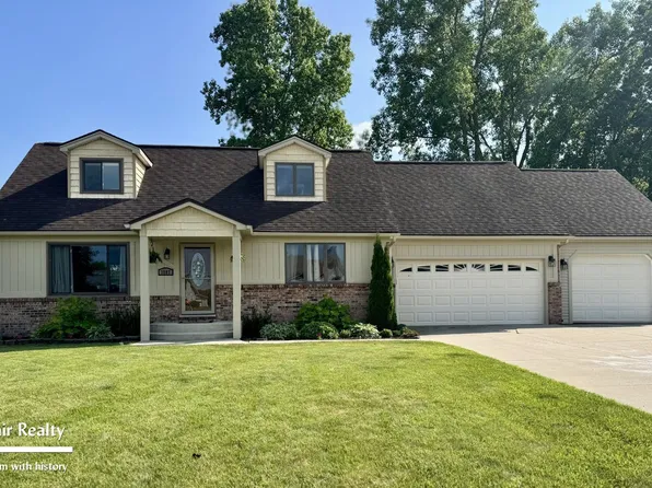 1587 Nautical Ln, Cottrellville, MI 48039