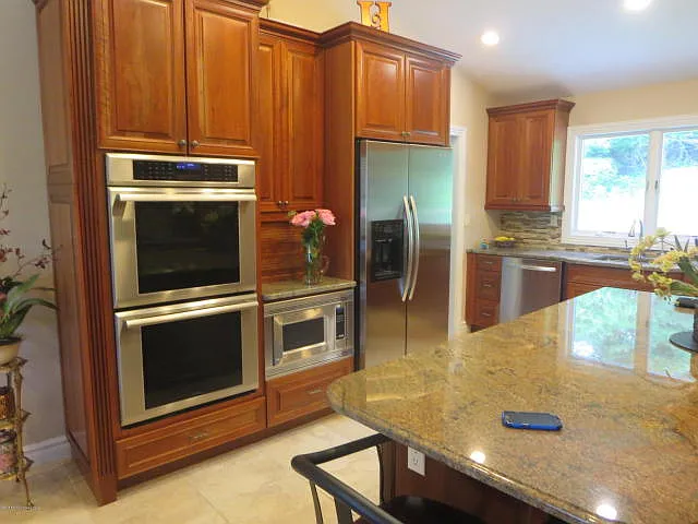 20 Middlebrook Dr photo 1