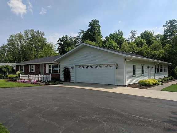 2nd image of 1619 Township Road 655