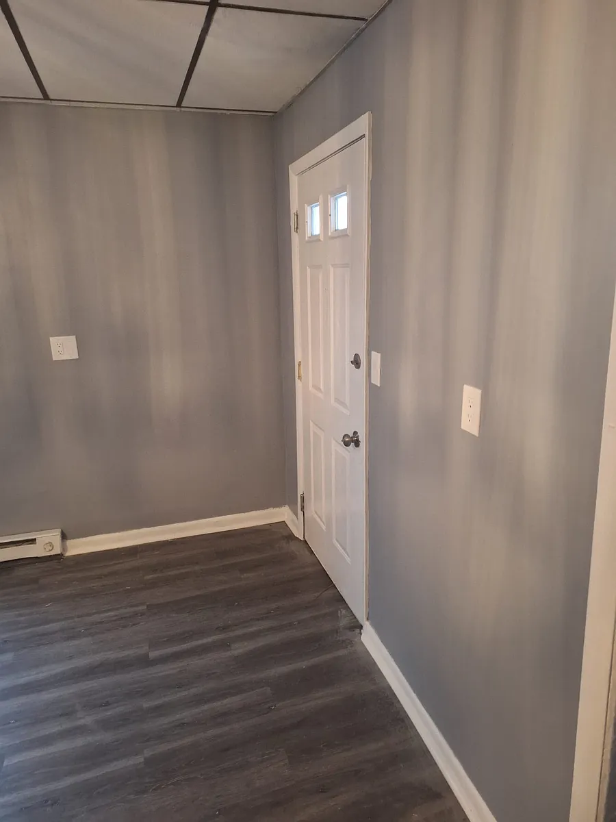 Building Photo - 27 Hickory St #3N