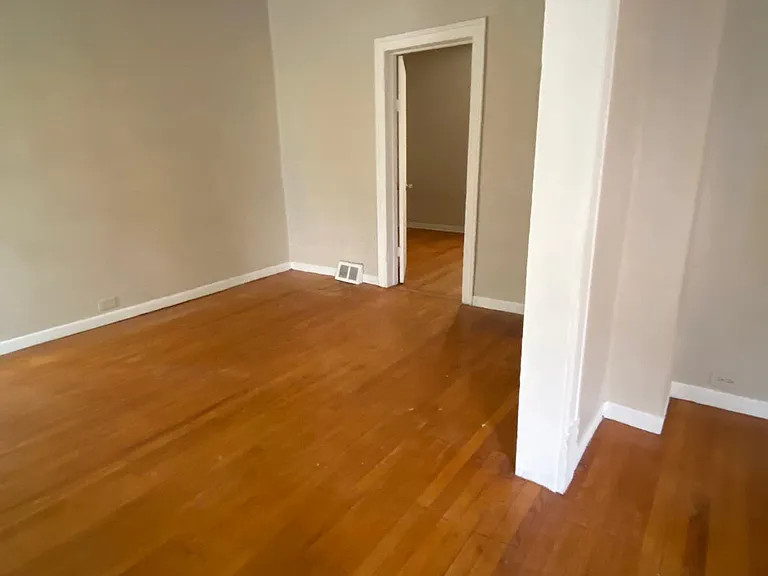 746 E Laurel St #1 — Photo 18