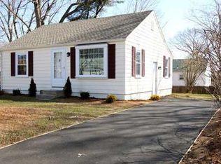 156 Pheasant Ave, Warwick, RI 02886