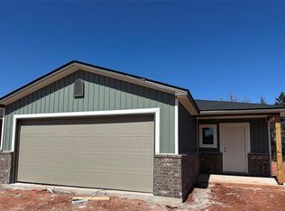 1302 Guthrie Farms Blvd, Guthrie, OK 73044