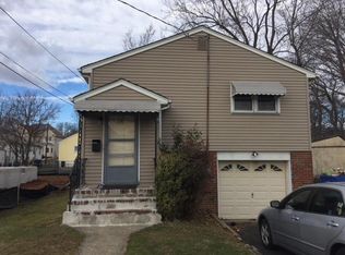 16 Trieste St #2, Iselin, NJ 08830