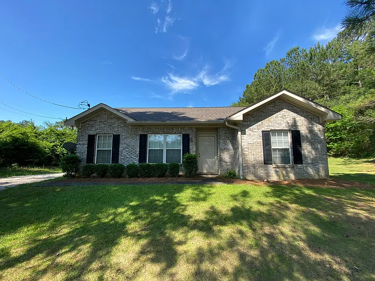 1070 Lee Road 20 — Photo 1