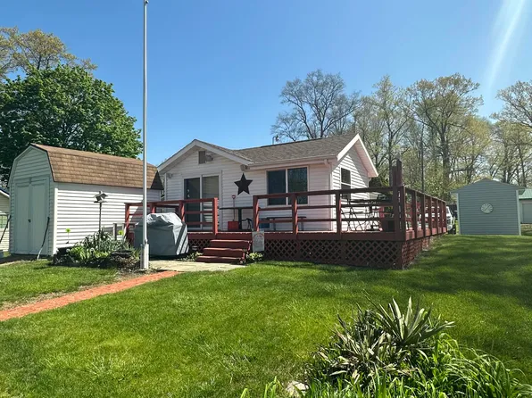 2374 Cedar Dr, Reading, MI 49274