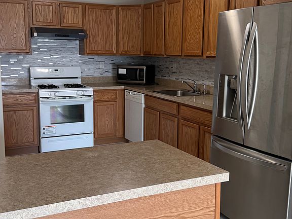 3rd image of 173 Sea Grass Ln #B