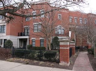 12090 Kinsley Pl, Reston, VA 20190