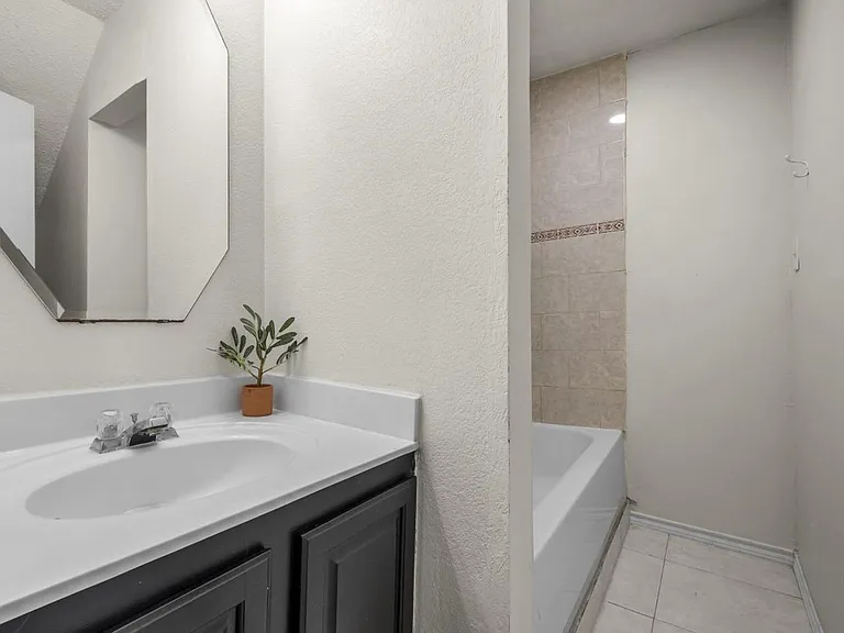 7206 Lighthouse Rd — Photo 25