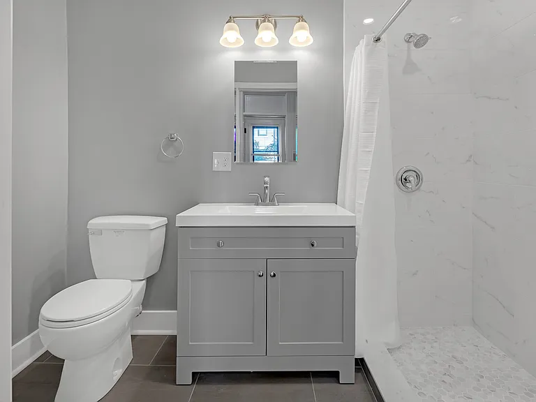 28 Glenville Ave #2 — Photo 16