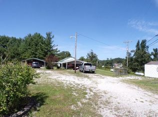 5024 Musser Ln, Catlettsburg, KY 41129