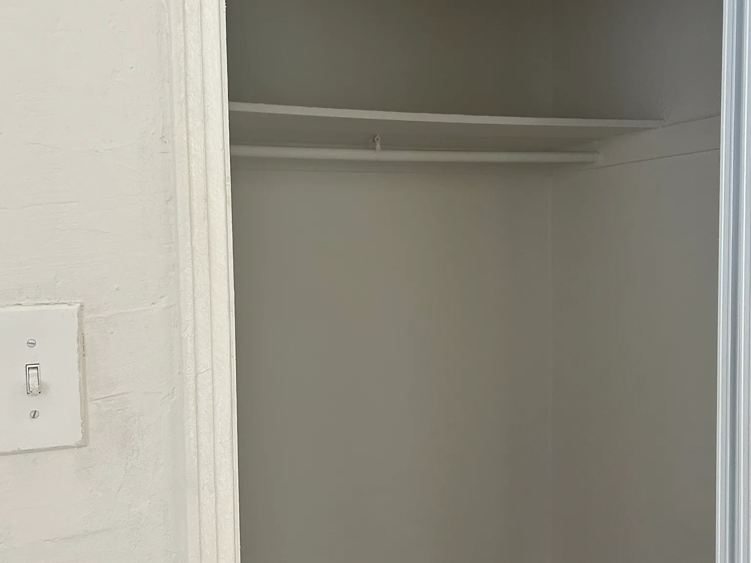 Studio, 600 sqft, $1,283 — Photo 3