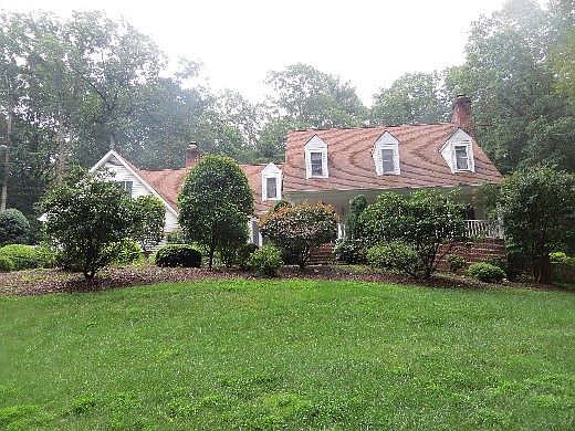 3rd image of 7505 Amkin Ct