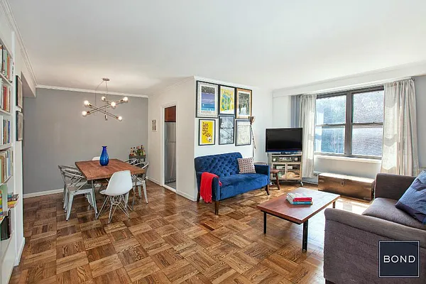 Sold by Bond New York | media 11