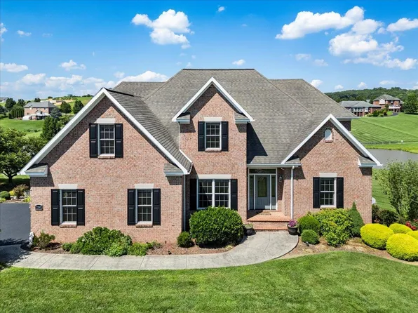 2280 Lake Vista Dr, Christiansburg, VA 24073