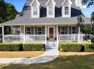 29 Sassafras Trl, Cartersville, GA 30121