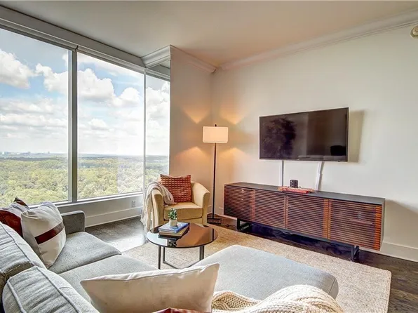 3630 Peachtree Rd NE Unit 2209, Atlanta, GA 30326
