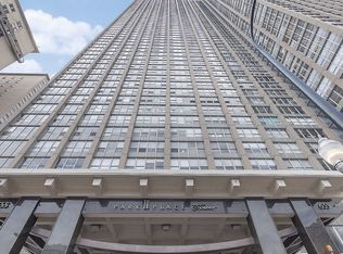 655 W Irving Park Rd APT 307, Chicago, IL 60613